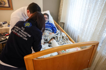 Bakırköylülere büyük kolaylık: Belediyeden evde sağlık hizmeti