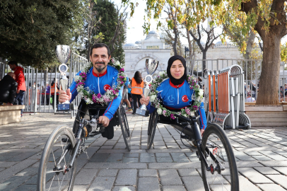 İstanbul Maratonu’nda Bağcılarlı sporcular şampiyon oldu