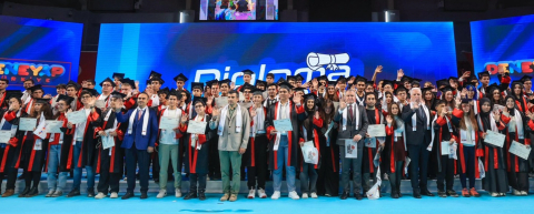 Bahçelievler’de DENEYAP mezunları diploma aldı