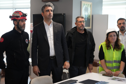 Kartal Belediyesi deprem tatbikatını başarıyla gerçekleştirdi